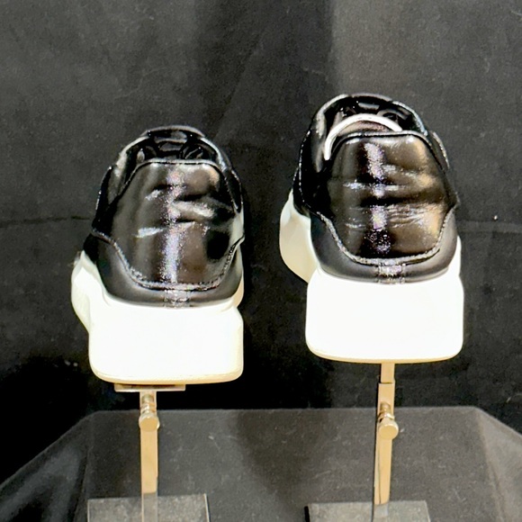 Alexander McQueen sneakers. Size 11. Men’s. Black with cream bottoms. - Picture 4 of 8